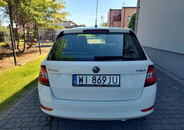 Skoda Fabia cena 38899 przebieg: 93931, rok produkcji 2019 z Urzędów małe 466